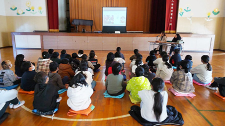 大森小学校の異文化理解教室